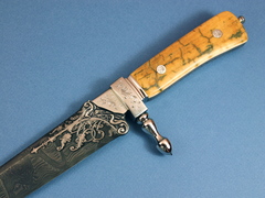 Custom Knife by Rick Eaton
