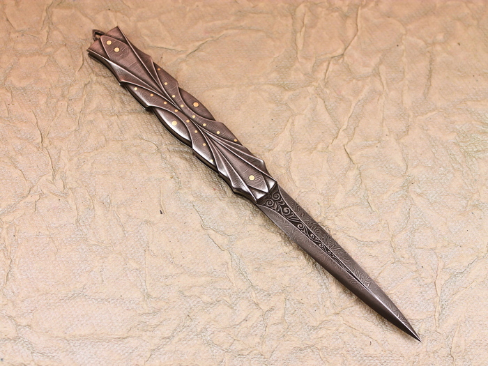 Custom Folding-Inter-Frame, Tail Lock, Damascus Steel by Maker, Damascus Steel by Maker Knife made by Robert Weinstock