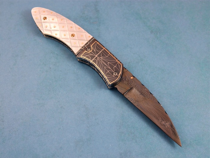 Custom Folding-Bolster, Bale Pull, Blued Damascus Steel, Piqued MOP with Gold Pins Knife made by Vernie Reed