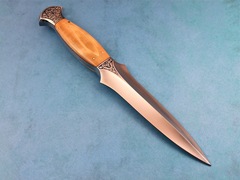 Custom Knife by Willie Rigney