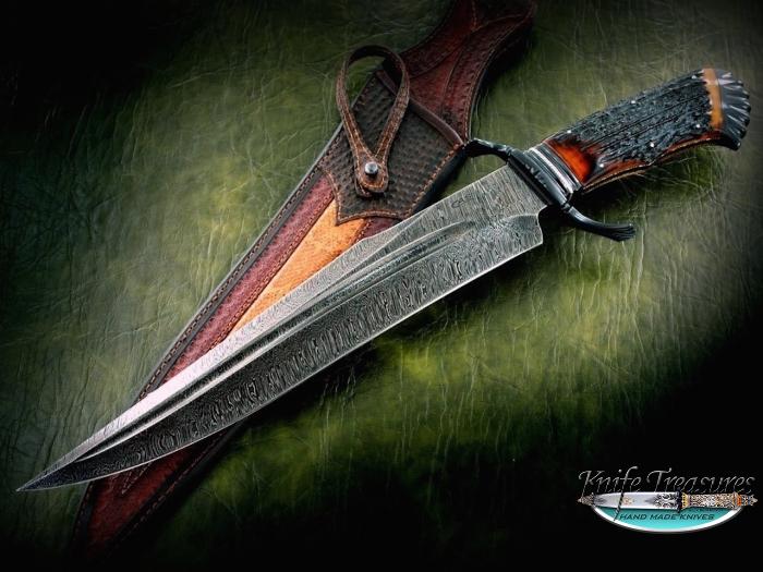 Custom Fixed Blade, N/A, Damascus 1095/15N20 Twisted Pattern	, Amber Stag Knife made by Claudio Sobral