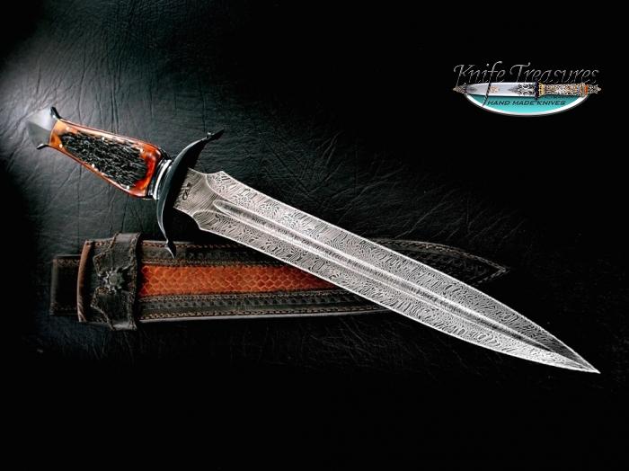 Custom Fixed Blade, N/A, Damascus 1095/15N20 Twisted Pattern, Amber Stag Knife made by Claudio Sobral