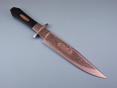 Custom Knife by Alex Daniels